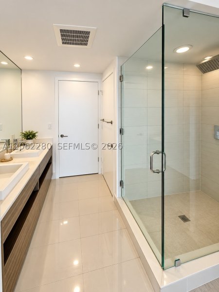 Comprar apartamento en Icon Bay 906