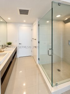 Comprar apartamento en Icon Bay 906