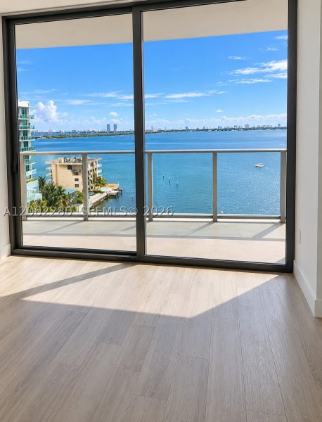 Comprar apartamento en Icon Bay 906