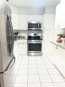 Comprar apartamento no Carriage Club North 518