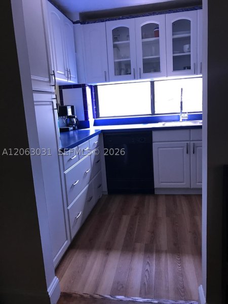 Property photo # 9