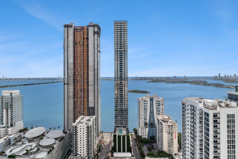 Condo for sale at Elysee Miami 5701