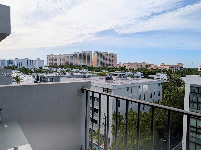 Comprar apartamento en Ambassador 706