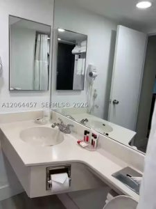 Comprar apartamento no Aventura Beach Club 328