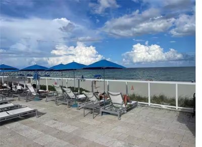 Comprar apartamento no Aventura Beach Club 328