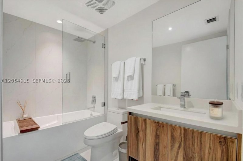 Alquiler de apartamento en Alana Bay Harbor Island 401
