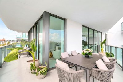 Alquiler de apartamento en Alana Bay Harbor Island 401