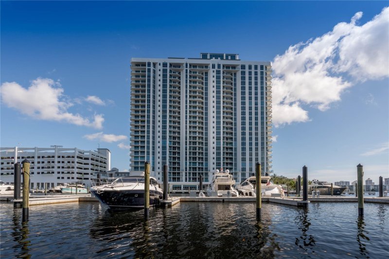 Comprar apartamento en Marina Palms Yacht Club 506