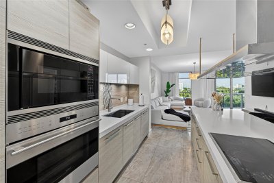 Comprar apartamento en Marina Palms Yacht Club 506