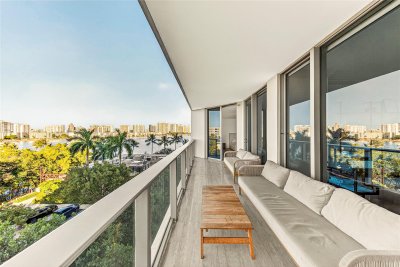 Comprar apartamento en Marina Palms Yacht Club 506