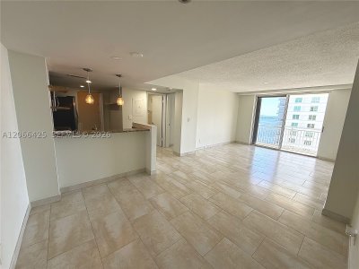 Isola Brickell Key Apt #1914