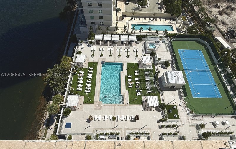 Apartment for rent at Isola Brickell Key 1914