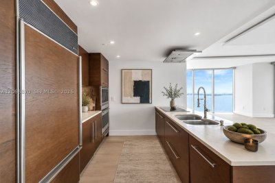 Comprar apartamento no Icon Brickell Tower II 3601