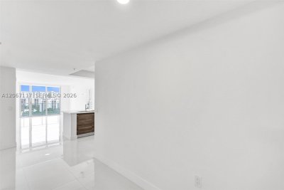 Comprar apartamento en Parque Towers at St. Tropez 5-805