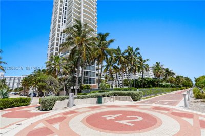 Comprar apartamento no La Tour 1503