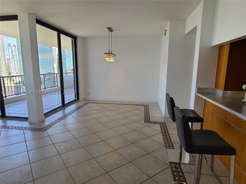 Condo for sale at Villa Regina 1907