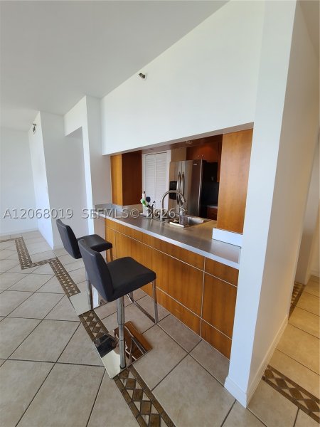 Condo for sale at Villa Regina 1907