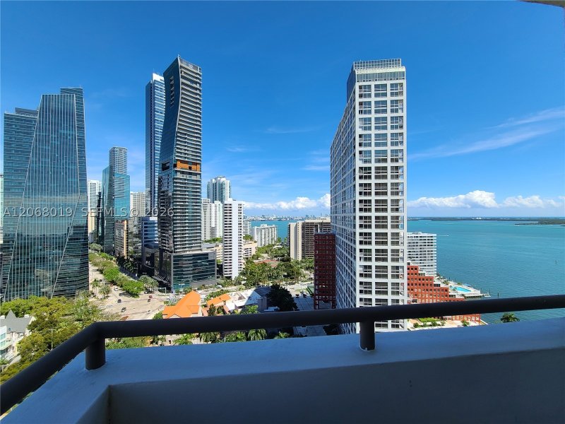 Condo for sale at Villa Regina 1907