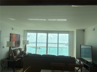 Comprar apartamento no 1800 Club 3007