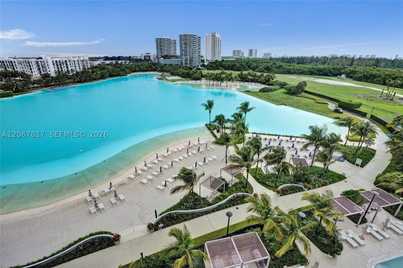 Condo for sale at One Park Tower by Turnberry 1805