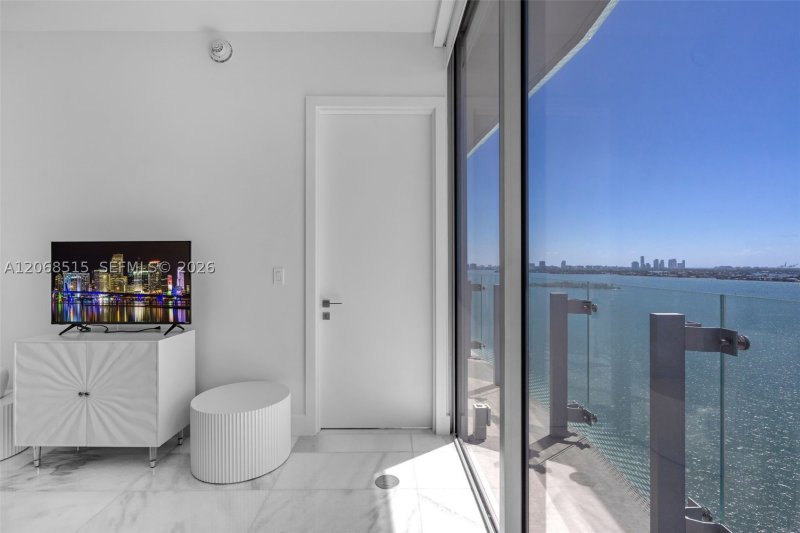 Condo for sale at Missoni Baia 1604