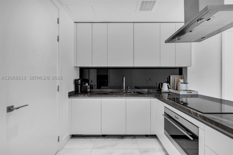 Condo for sale at Missoni Baia 1604