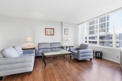 Comprar apartamento no Imperial Towers PH 1