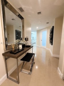 Comprar apartamento en Turnberry On The Green 1004