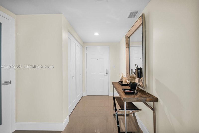 Comprar apartamento en Turnberry On The Green 1004