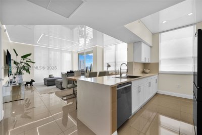 Comprar apartamento en Turnberry On The Green 1004