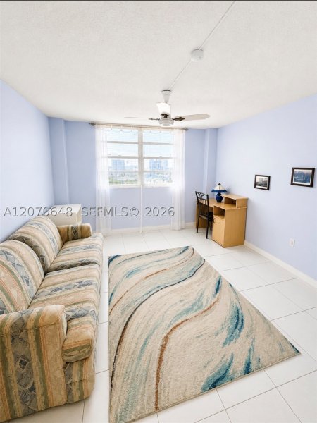 Condo for sale at Plaza Towers North 1202