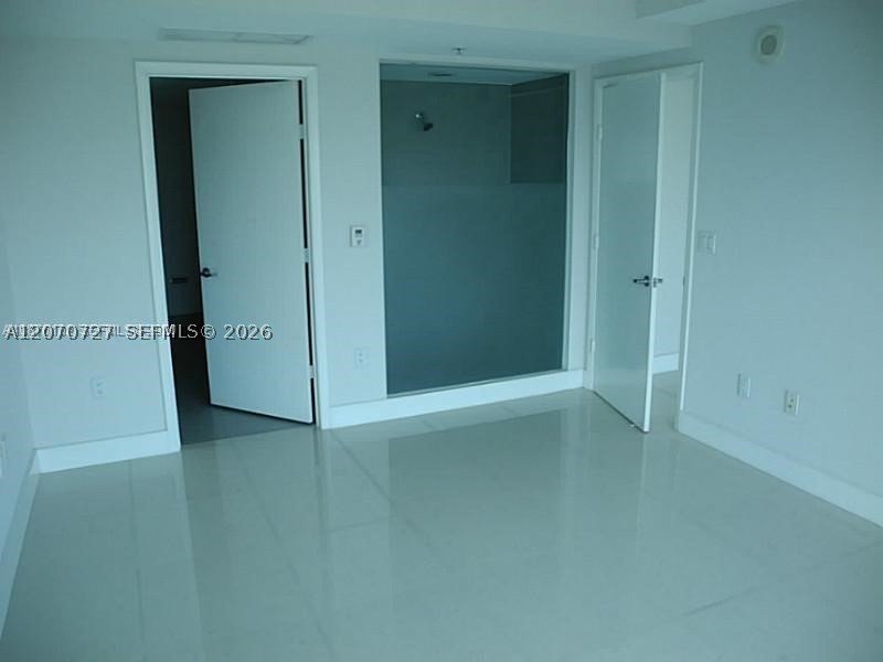 Aluguel de apartamento no Mint at Riverfront 3402