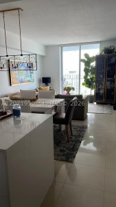 Alquiler de apartamento en Latitude On The River 3803