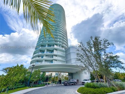 Alquiler de apartamento en One Park Tower by Turnberry 809