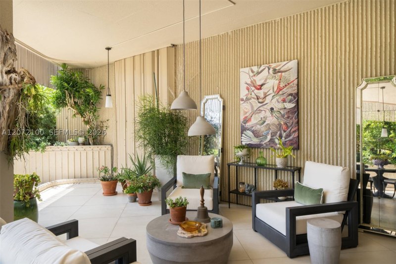 Condo for sale at Yacht Harbour 1B