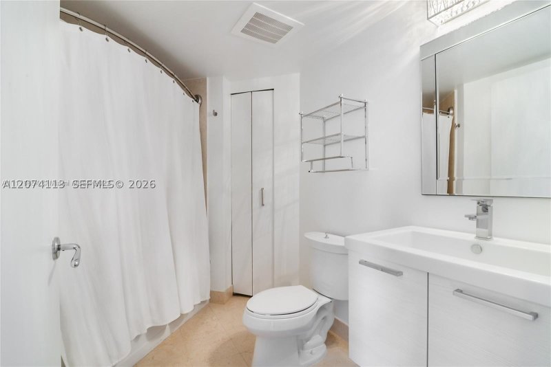 Condo for sale at Turnberry Village South 620