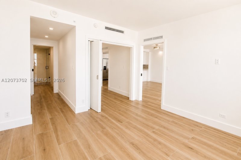 Condo for sale at Pavilion 1009