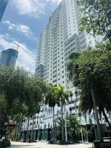 Aluguel de apartamento no Fortune House 2206