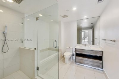 Alquiler de apartamento en 1100 Millecento 1008