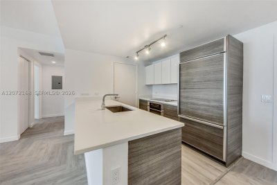 Alquiler de apartamento en 1100 Millecento 1008