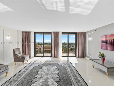 Comprar apartamento no Ocean Waves (old Champlain Towers North) 704
