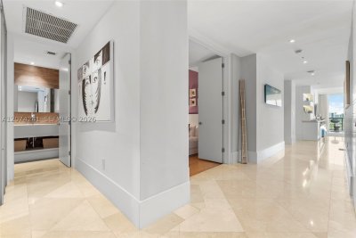 Alquiler de apartamento en Continuum I South 1810