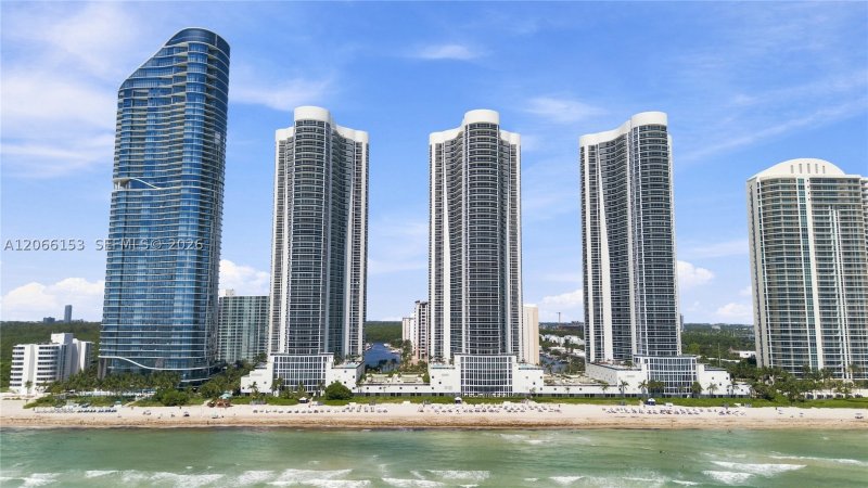 Comprar apartamento no Trump Tower Three 2802
