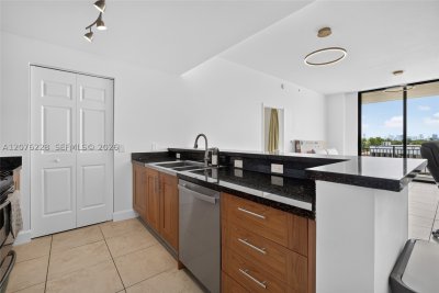Comprar apartamento en 1300 Ponce 405