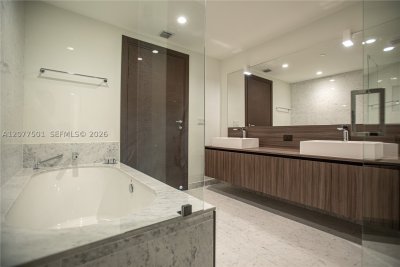 Aluguel de apartamento no Brickell Flatiron 2610