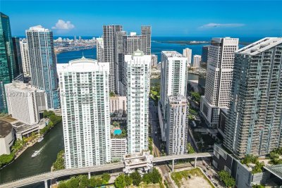 Aluguel de apartamento no Brickell on the River South 807