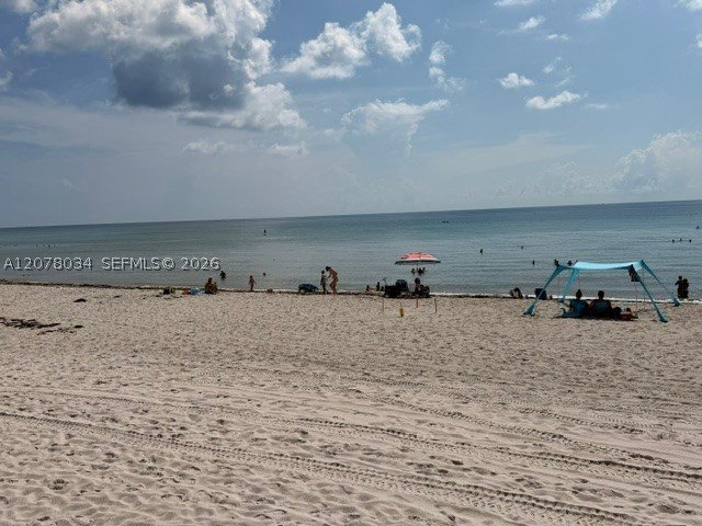 Apartment for rent at Sea Air Towers 1427