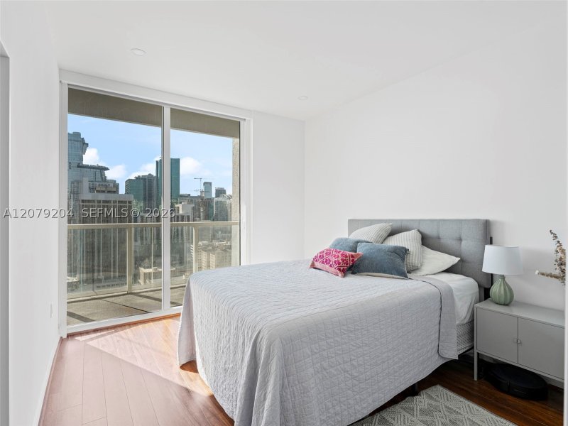 Property photo # 9