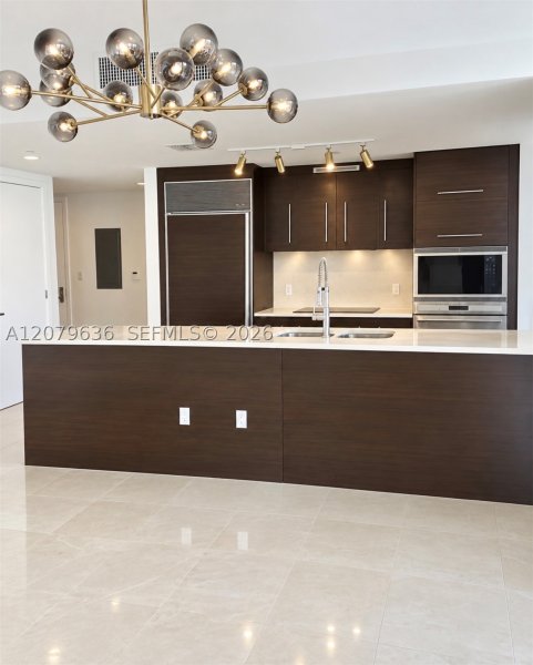 Apartment for rent at Icon Brickell Tower I 2915