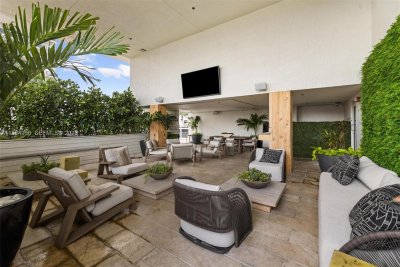 Comprar apartamento no Beach Club Two 3201